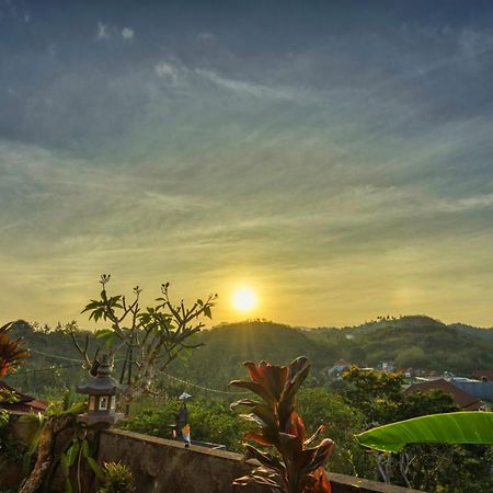 Alit Cottage Batumadeg Exterior foto